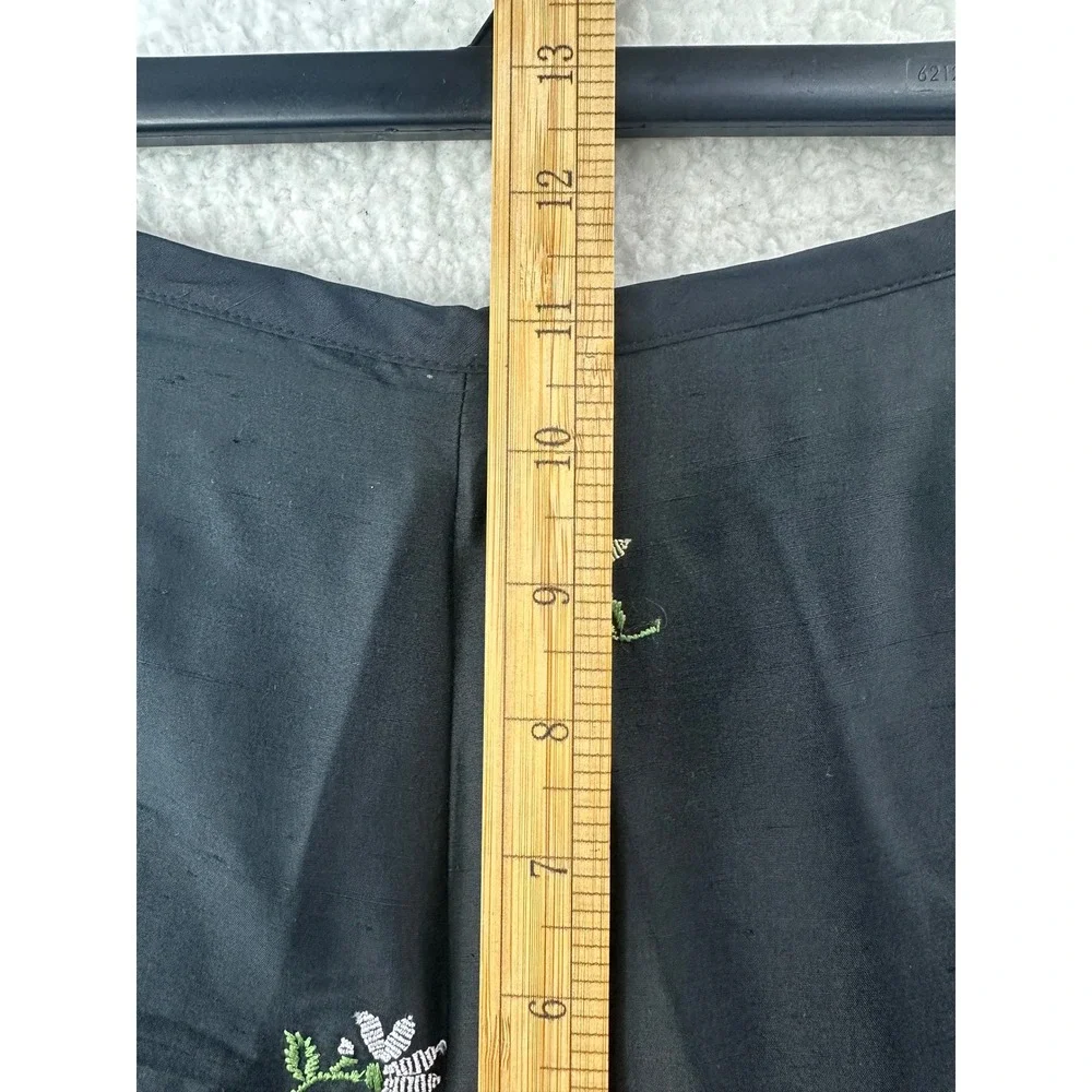 Petite Sophisticate Embroidered Floral Silk Pants Size 4 Black Dressy Career